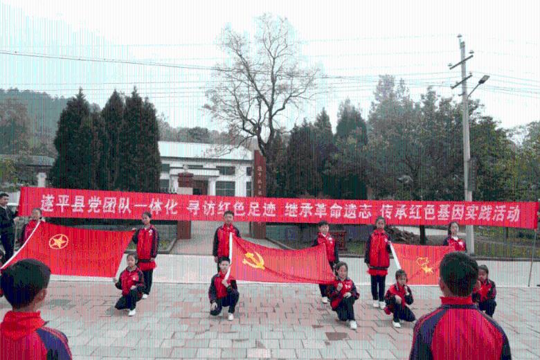 夏天穿什么料子的衣服最凉快？哪种面料的衣服容易中暑呢？游戏画面